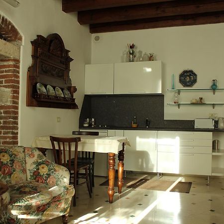 Residenza Carducci Centro Storico Apartman Verona Szoba fotó